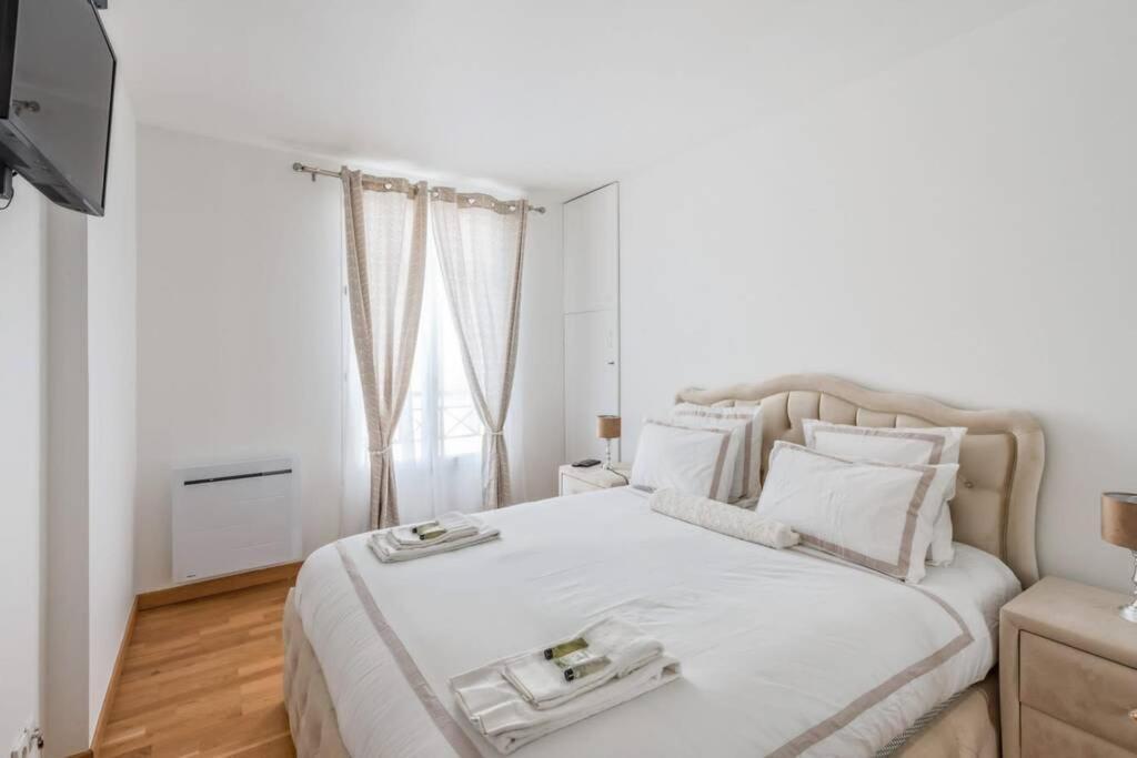 Cour Royal Apartment Near Disneyland Bmyguest เชสซี ภายนอก รูปภาพ
